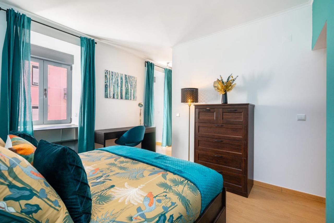 Whome Premium Family Apartment W/ Lift, Ac & Barbecue Lisbona Esterno foto